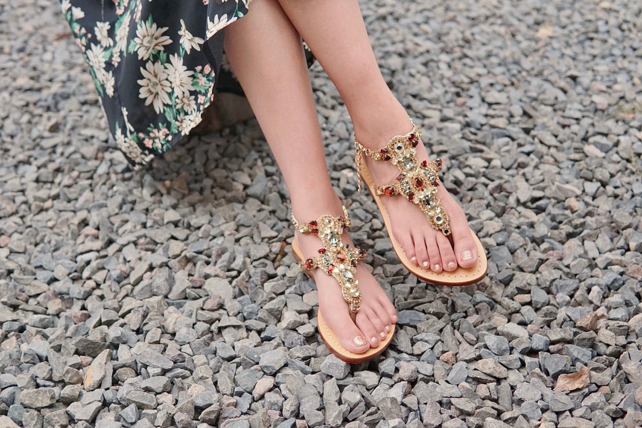 How to Style Your Pasha Sandals for Every Occasion: A Fashion Guide